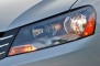 2013 Volkswagen Passat V6 SE Sedan Headlamp Detail